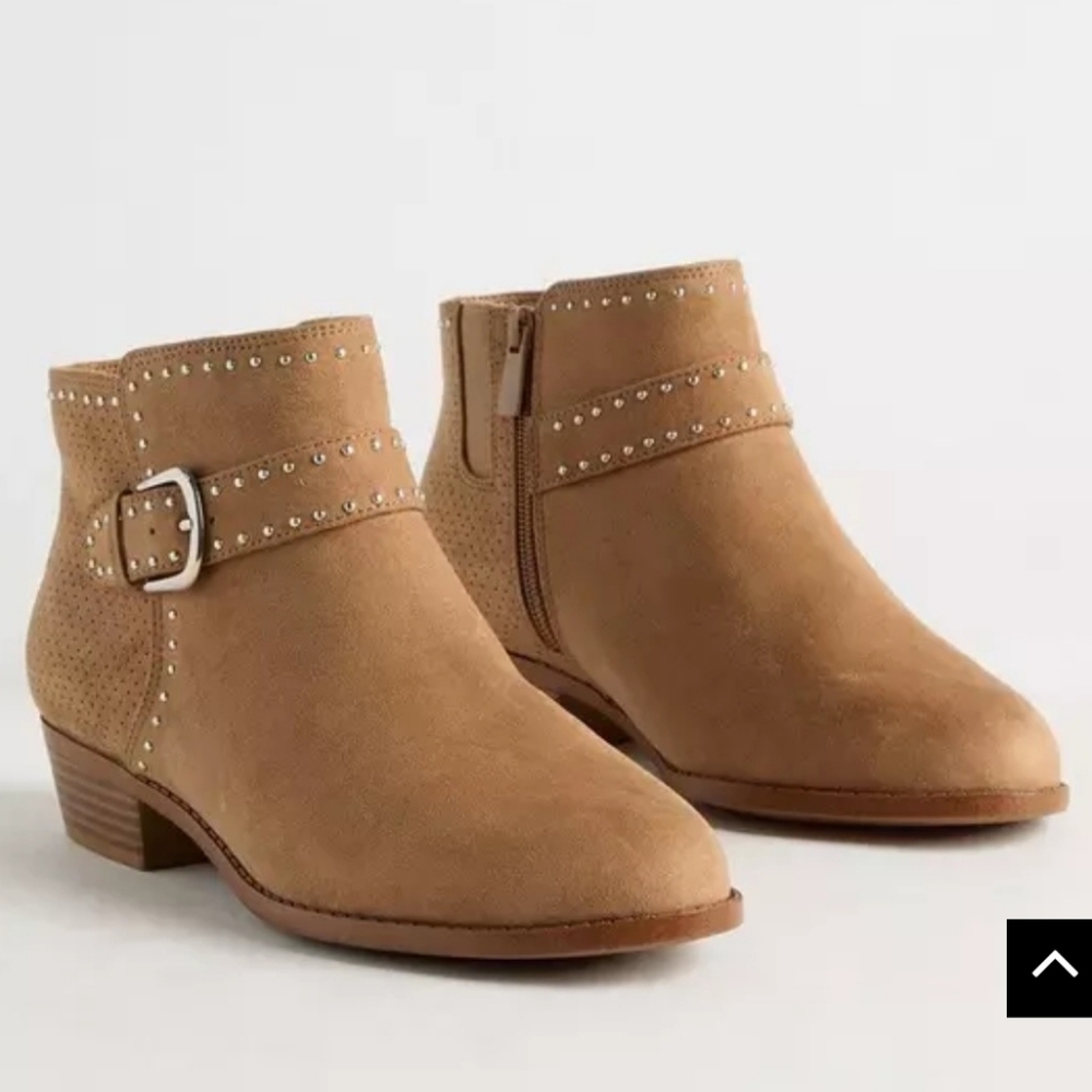 Elegant Tan Ankle Boots with Studded Accents